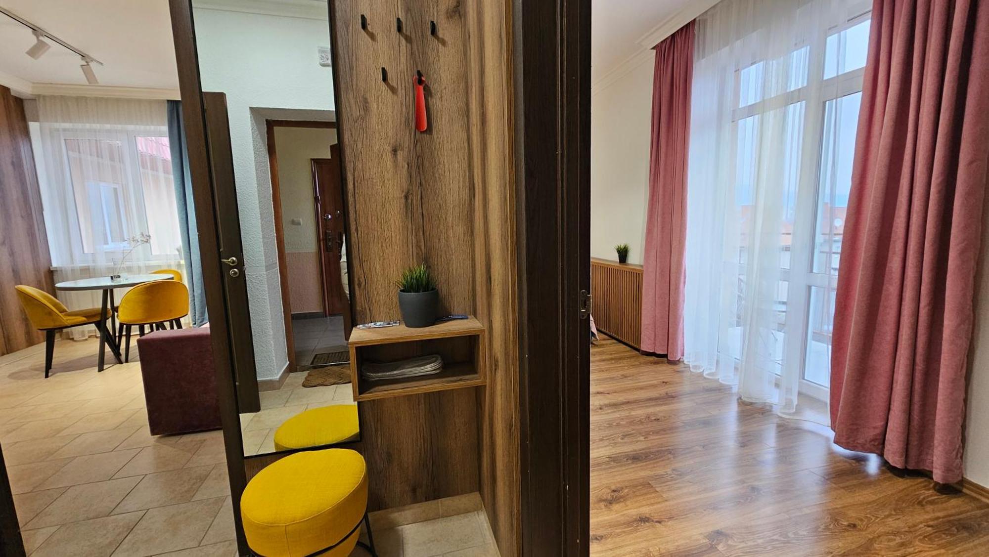 Green Apartment Mukacheve Exterior photo